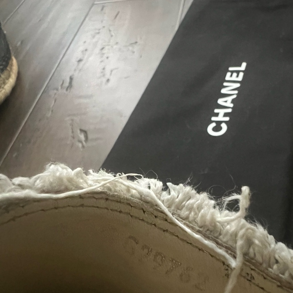 ❤️🔥FLASHSALE!!! Chanel CC Espadrilles Flats Black Size 38 Dust Bag - Picture 10 of 12